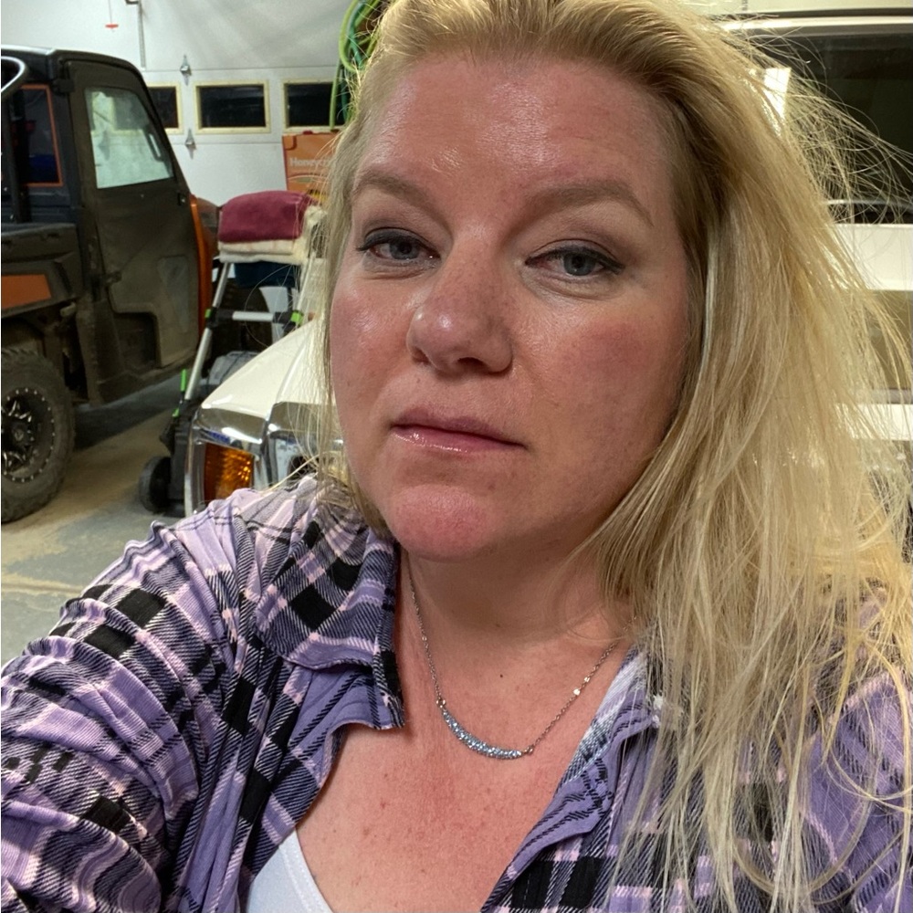Meet your Posher, Gina